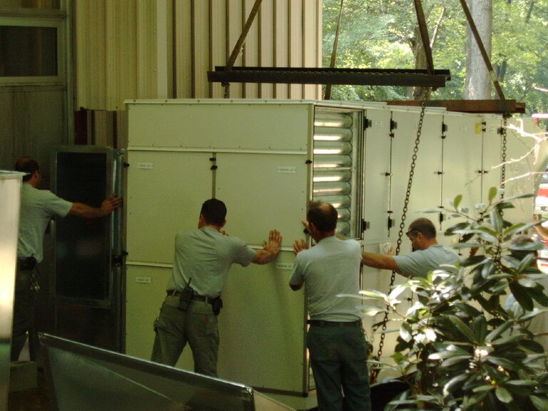 HANSA Klima Referenzen Long Island University EDP Room IT Cooling - Klima-, Kälte- oder Lüftungstechnik von HANSA Klima für Industrie & Gewerbe