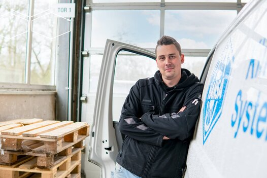 Servicemitarbeiter der Firma HANSA Klimasysteme GmbH